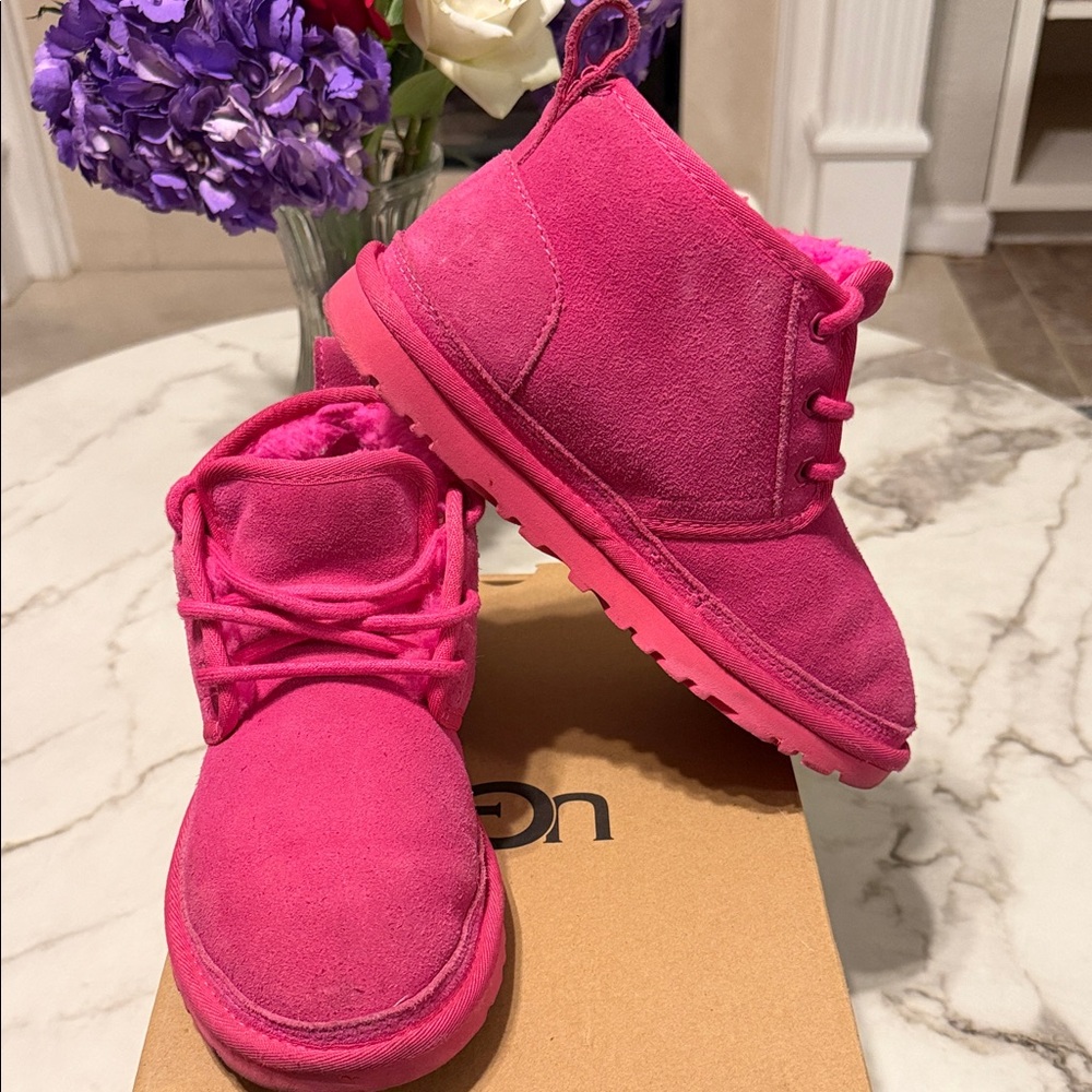 Kids Pink Suede UGGS!